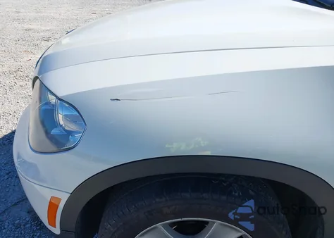 2013 BMW X5 xDrive35I/xDrive35I Premium/xDrive35I Sport Activity z USA, uszkodzony, nr VIN 5UXZV4C5XD0B03098